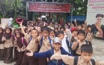 Outing Class as an Effective Learning Medium for Students